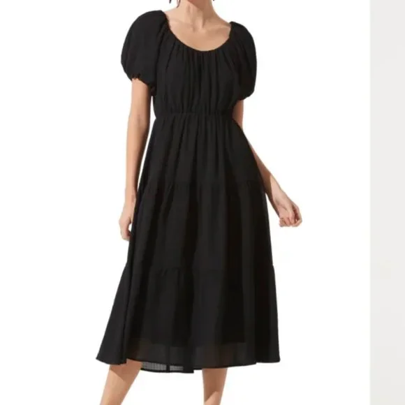 Astr the Label Womens Tiered Short Sleeves Midi Dress Black M Astr the Label Womens Tiered Short Sleeves Midi Dress Black M